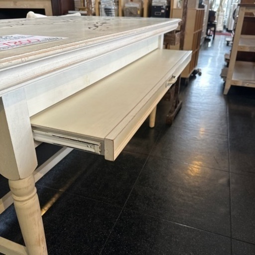 シャビーテーブル　家具