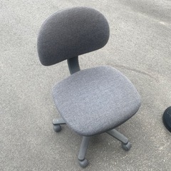 デスクチェアーの画像