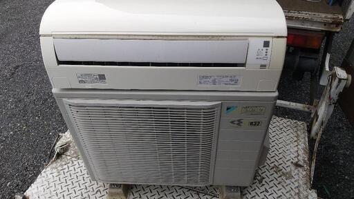 再お値下げ‼️ダイキン エアコン 主に14畳用 200V  機種
