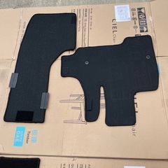 ホンダN-BoxJF3、4型ハイパースライドシート車用フロアマット美品の画像