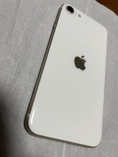 iPhone SE 3世代　128GB 美品 ホワイト　バッテリー残量89%使用期間1年未満
