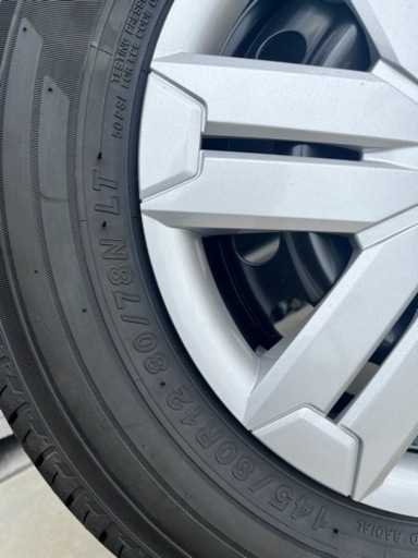 アトレー　S710V  新車外し　タイヤ　ホイール　カバー付き