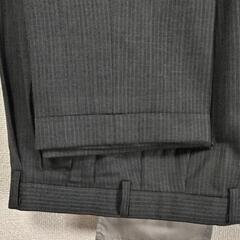 メンズスーツの画像