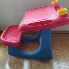 幼児用　つくえ