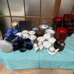 食器色々　用途も色々　中にはアンティークな品物も