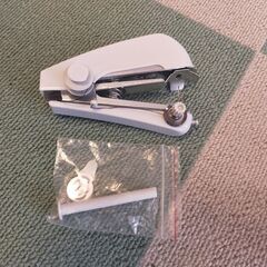 ハンドミシンを差し上げます