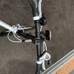 ほぼ新品　折り畳み自転車　　7段変速の画像