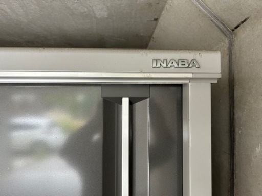 【取引中】【物置】INABA (倉庫) 綺麗ですよ(定価10万円以上)