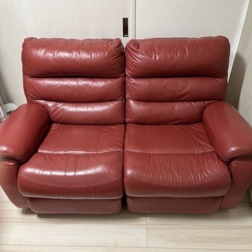 ニトリ　リクライニングソファ　傷あり