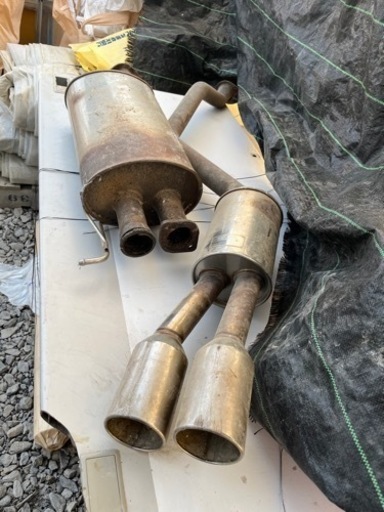 エルグランドマフラー