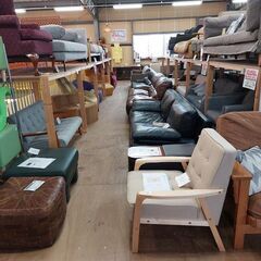 【愛品倶楽部柏店】Cassina interdecor キャスター付 ワイド３Ｐソファー の画像