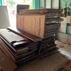 未使用　大量　既製品建具　無料の画像