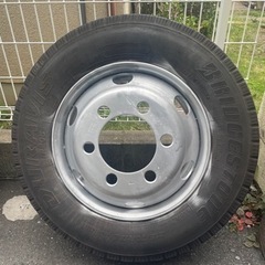 ブリヂストン　bridgestone  duravis  ホイール付き　未走行　スペアタイヤの画像