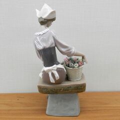 希少 リヤドロ 陶器人形 フィギュリン LLADRO 女性 花 バスケット 札幌