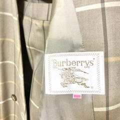新品 未使用 バーバリー BURBERRYS セットアップスーツの画像