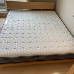 クィーンサイズ ニトリベッド