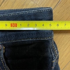 美品　デニムパンツ　黒　58センチの画像