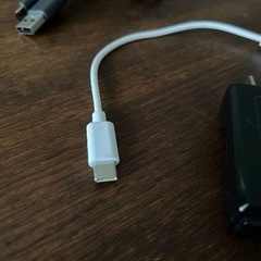 Type CとMicro USBの充電ケーブルのセットの画像