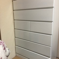 ニトリ 白 6段 タンスの画像