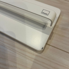 山崎実業(Yamazaki) ツーウェイベランダスリッパラック ホワイトの画像