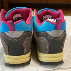 子供用登山靴　21.0cmの画像