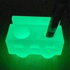 ハンドメイド 電車型 光る 蛍光 ペン・ハンコ・メモスタンドの画像