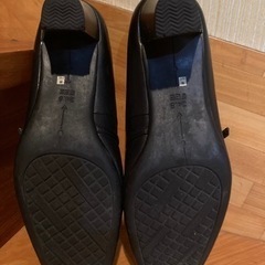 パンプス　ローヒール　柔らかな革の画像