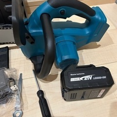 充電式チェーンソー 12インチ バッテリー付き 最大切断直径300mmの画像