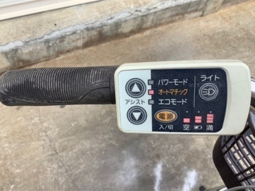 95  パナソニック新機種電動アシスト自転車viviNX26インチシルバーボディー