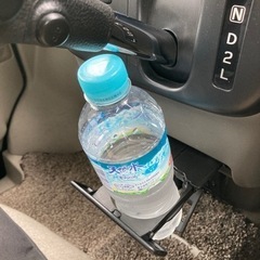 エブリィ　DA17V ドリンクホルダー　加工済みの画像