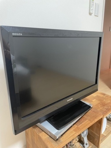 テレビ TOSHIBA 32型 リモコン付き