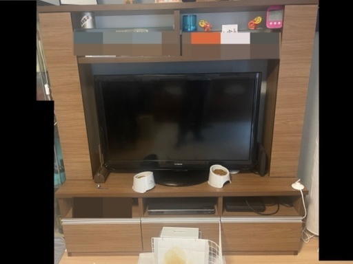 42型液晶テレビ　大型収納テレビラック付き