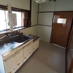 レトロな長屋住宅（ユーハウスさの5号室） - 不動産