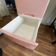 中古【キャスター付】チェストの画像