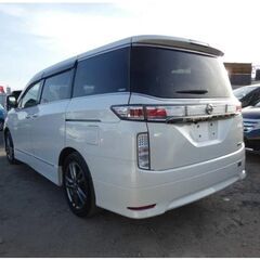 ■216★日産 エルグランド ２５０ハイウェイスターアーバンクロムブラックレザー（H24年）★スマートキー★両側Ｐスラ★ハーフレザーシート★ＨＩＤ★フォグ★ＳＤナビ★ワンセグ★Ｂカメ★オットマン付★ウォークスルー★ビルトインＥＴＣ★純正ＡＷ★ウインカーミラー★の画像