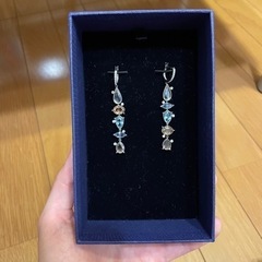 スワロフスキー Swarovski Sunny フープピアス 5520490