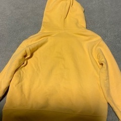 ユニクロ　キッズ　パーカー　サイズ110センチの画像
