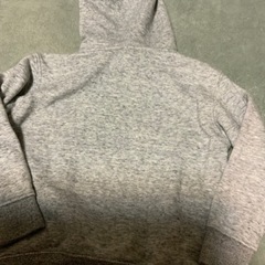 ユニクロ　キッズ　パーカー　サイズ110の画像