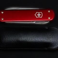 VICTORINOX(ビクトリノックス)マネークリップ AL  レッド
