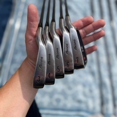 mizuno ミズノ finalist ゴルフセットの画像