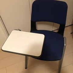 コクヨ製　ミーティングチェアー(テーブル付き)  2脚セットの画像