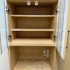 食器棚　キッチンボードの画像