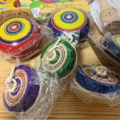 【13点セット格安】　おもちゃ　けん玉　ヨーヨー　木のおもちゃ　回しゴマ　風船の画像