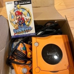 ゲームキューブ　オレンジ