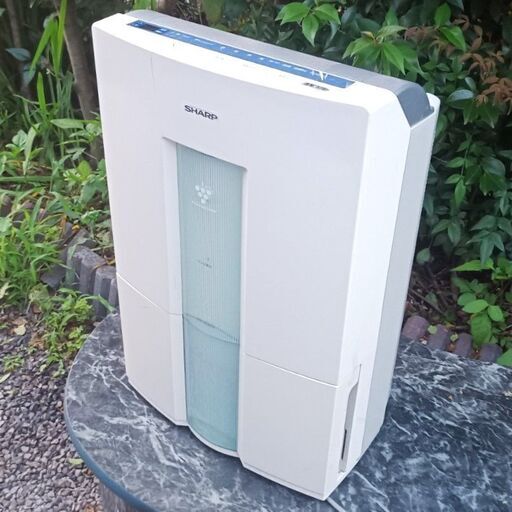 ★動作保証!!★ シャープ　除湿機　プラズマクラスターイオン  衣類乾燥  DW-N18CX-W　20～40畳対応