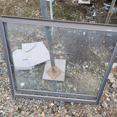 窓、枠無しの画像