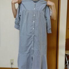 ★これからの季節に大活躍！試着のみ未使用のシャツブラウス2点セット！の画像