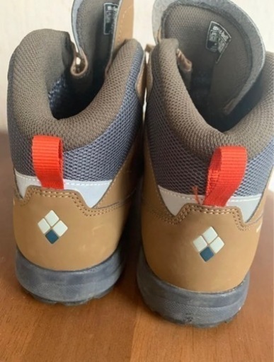 ☆値引きしました　トレッキングシューズ　登山靴