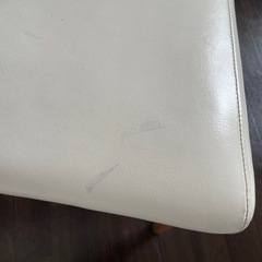 白い椅子(お取引き中)の画像