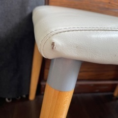 白い椅子(お取引き中)の画像